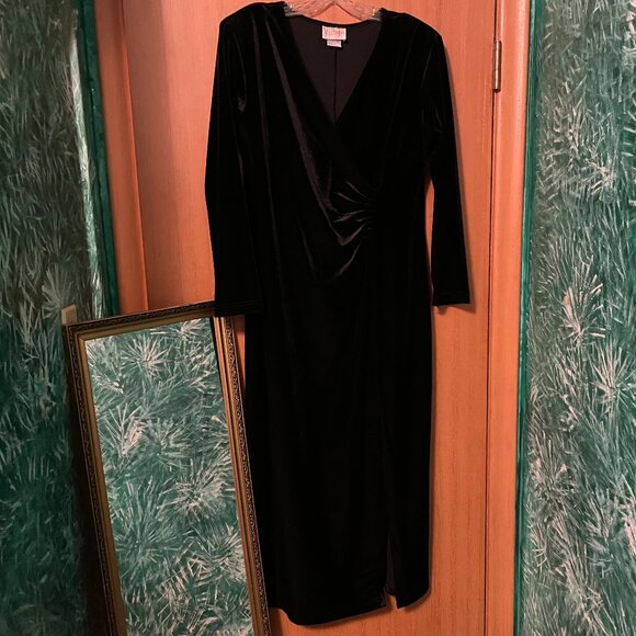 V.I.Petites Black Velvet Faux Wrap Around Long Dress - Picture 1 of 7